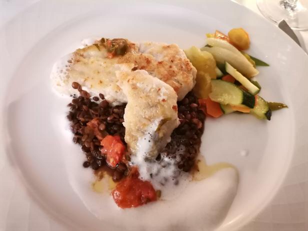 Zum kleinen Griechen Kleiner griechischer Fels in der Brandung am Linzer Hofberg