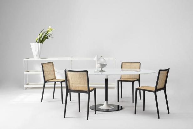 Kartell enthüllt „Belvedere“: Designerstuhl ist von Wiener Schloss inspiriert