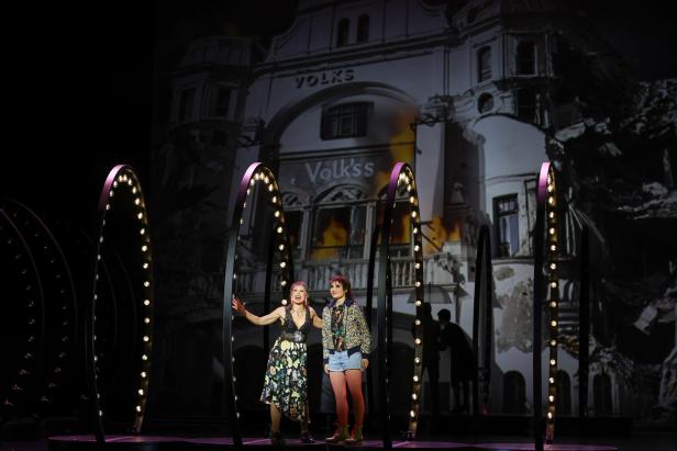 Abrissparty für die Volksoper: So ist Stephen Sondheims "Follies"