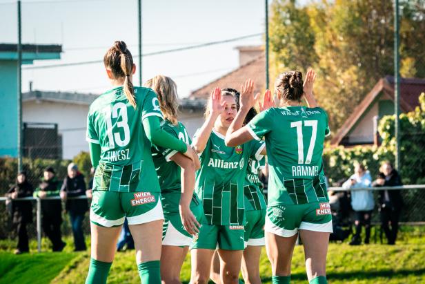 Jubel bei den Rapid-Frauen