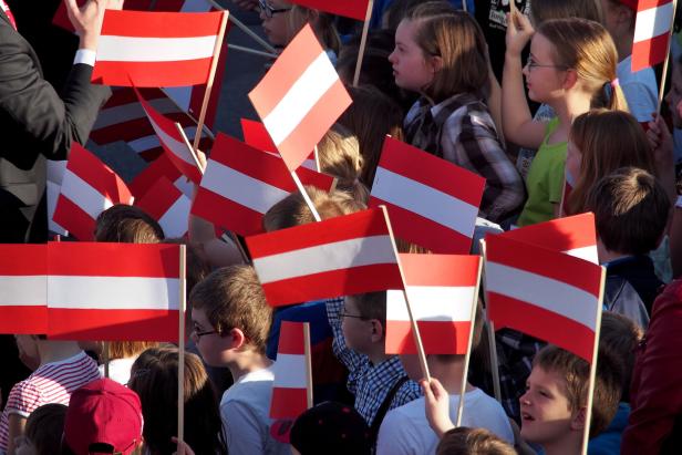 "Österreich wird frei": Wo vor 70 Jahren der Staatsvertrag landete