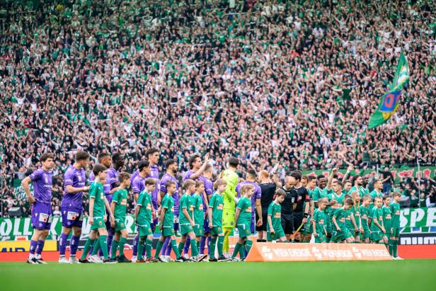FUSSBALL: ADMIRAL BUNDESLIGA / MEISTERGRUPPE / 3. RUNDE: SK RAPID - FK AUSTRIA WIEN FUSSBALL: ADMIRAL BUNDESLIGA / MEISTERGRUPPE / 3. RUNDE: SK RAPID - FK AUSTRIA WIEN