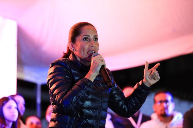Luisa Gonzalez rejects election defeat as she claims fraud and 'dictatorship' in Ecuador Noboa bleibt Präsident in Ecuador