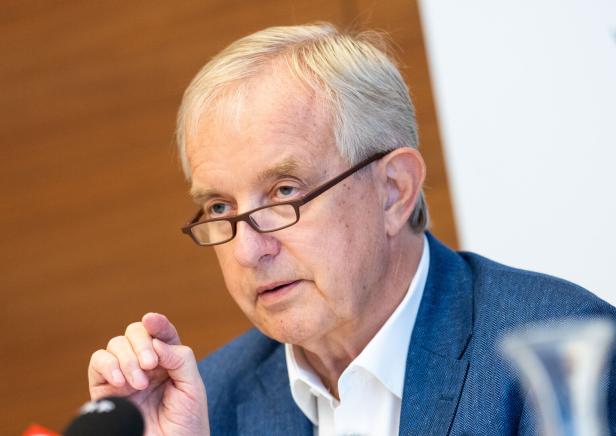 PK ÖSTERREICHISCHE ÄRZTEKAMMER (ÖÄK) "SO KANN DIE POLITIK UNSER SOLIDARISCHES GESUNDHEITSSYSTEM RETTEN": STEINHART Milliardenminus: Professioneller Sanierer soll ÖGK durchleuchten