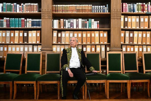 Nachruf auf Mario Vargas Llosa: Alles war politisch und sehr vieles privat