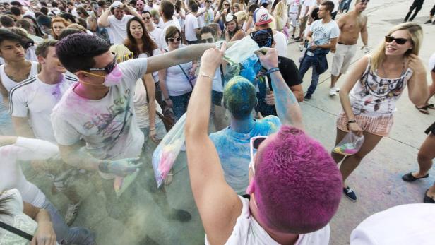 Holi Festival: Im Rausch der Farben