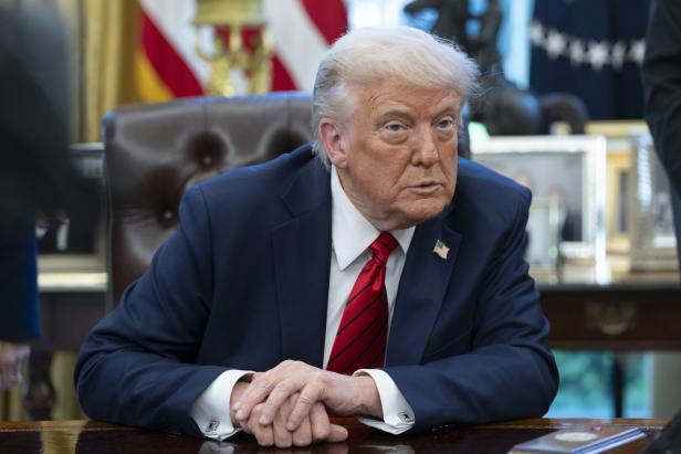 US-Präsident Donald Trump und sein gefeuerter Nationaler Sicherheitsberater Michael Waltz