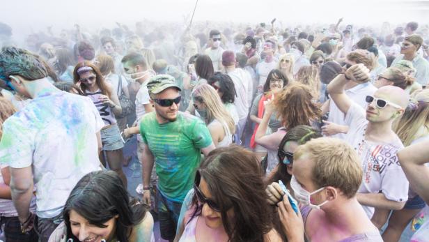 Holi Festival: Im Rausch der Farben