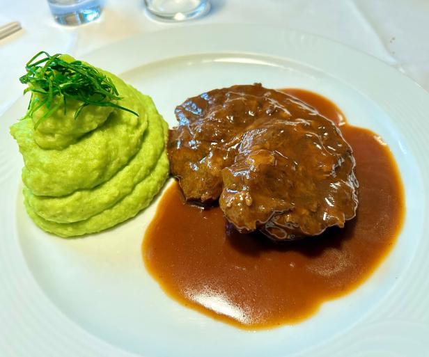 Nicht ohne Stradivari: Eine pannonische Gastro-Dynastie in Wien-Neubau