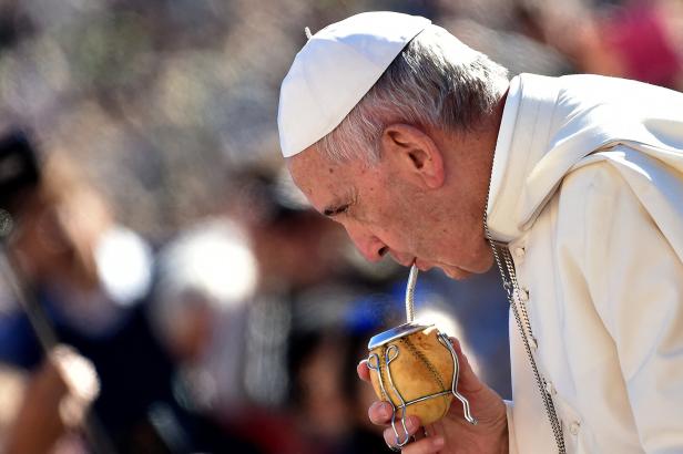Papst Franziskus ist tot: Todesursache war Schlaganfall