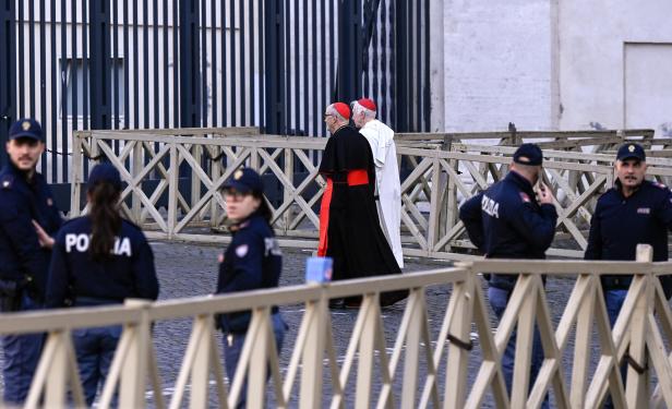 Cardinals hold first general congregation after Pope Francis' death Papst-Tod: Fünftägige Staatstrauer in Italien, Begräbnis am Samstag um 10 Uhr