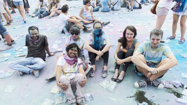 Holi Festival: Im Rausch der Farben