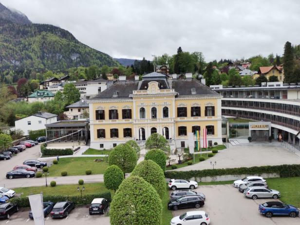 Neues Hotel in Bad Ischl: Grand Elisabeth öffnete mit Sis(s)i-Kitsch