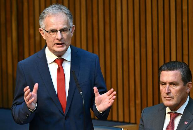 NATIONALRAT-SONDERSITZUNG MIT REGIERUNGSERKLÄRUNG:  MARTERBAUER / HANKE