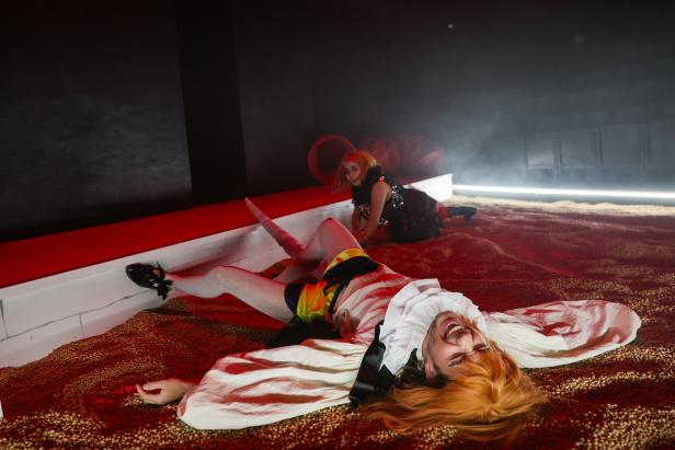 Der "Ring“ im Theater in der Drachengasse: Die Rheintöchter springen ins Klo