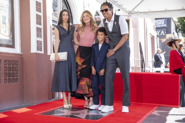 Ellen Pompeo mit Tochter Stella, Sohn Eli und Ehemann Chris Ivery Ellen Pompeo mit Tochter Stella, Sohn Eli und Ehemann Chris Ivery