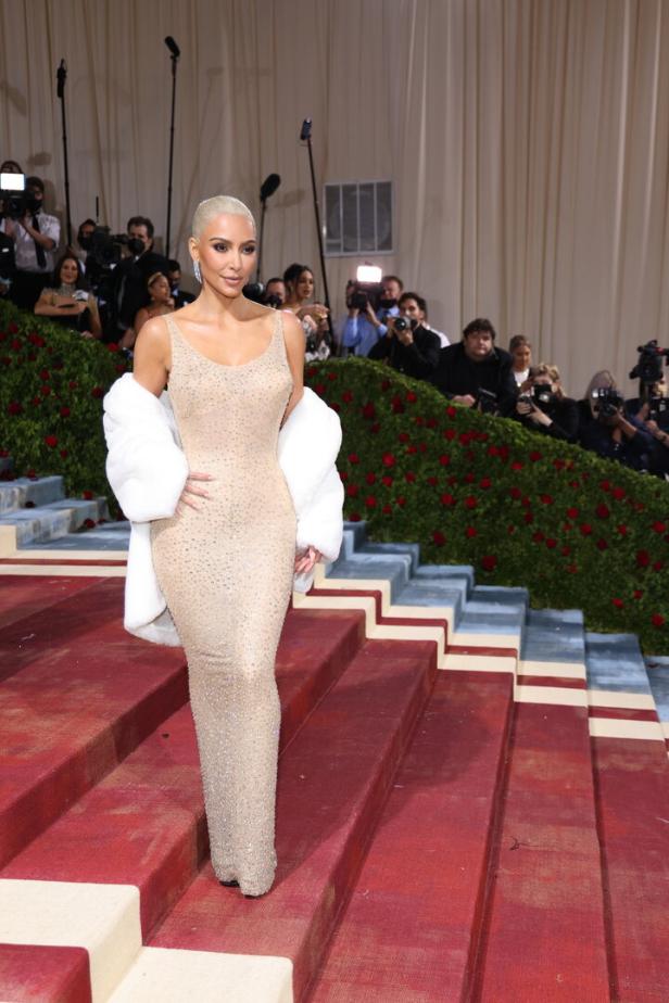 Kim Kardashian bei der Met Gala 2022 im Metropolitan Museum of Art.