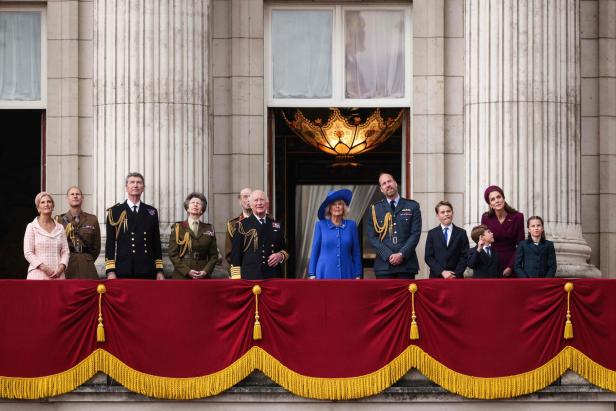 BRITAIN-ROYALS-WWII-HISTORY-ANNIVERSARY