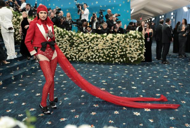Die Met Gala findet im Metropolitan Museum of Art in New York City statt.