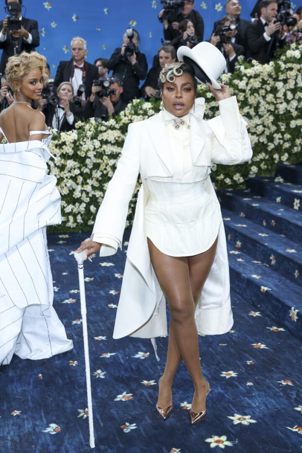 Taraji P. Henson auf dem roten Teppich der Met Gala 2025 im Metropolitan Museum of Art in New York.