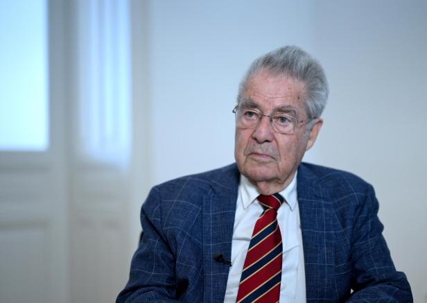 HEINZ FISCHER INTERVIEW: HEINZ FISCHER