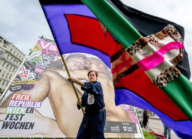 Provozieren, wo geht: Die Festwochen machen, mal wieder, das Geschäft der FPÖ