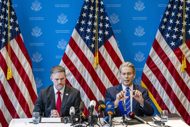 US, China agree to cut tariffs