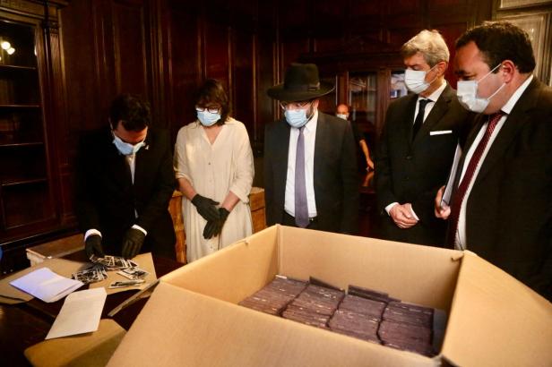 Argentine authorities discover boxes full on Nazi files in Supreme Court archives