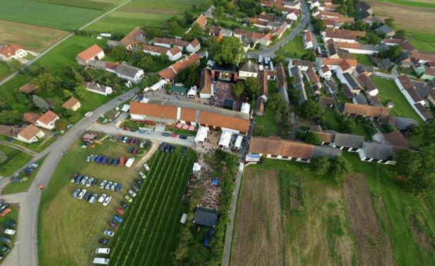 Luftbildaufnahme von Bildein während des Picture on Festivals