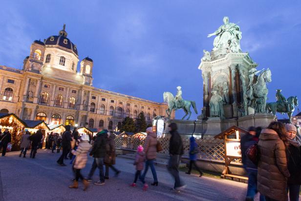 Christkindlmarkt Maria-Theresien-Platz