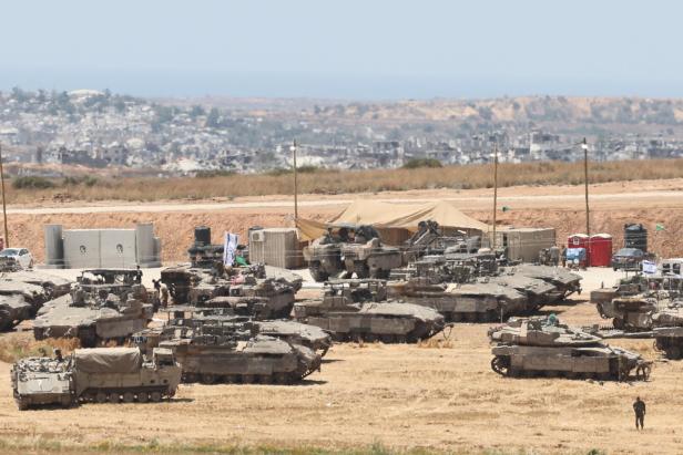 Israeli army tanks along the Gaza border
