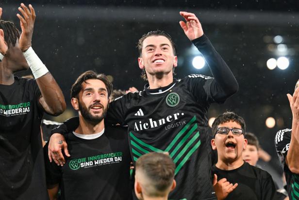 Wacker-Spieler in Feierlaune