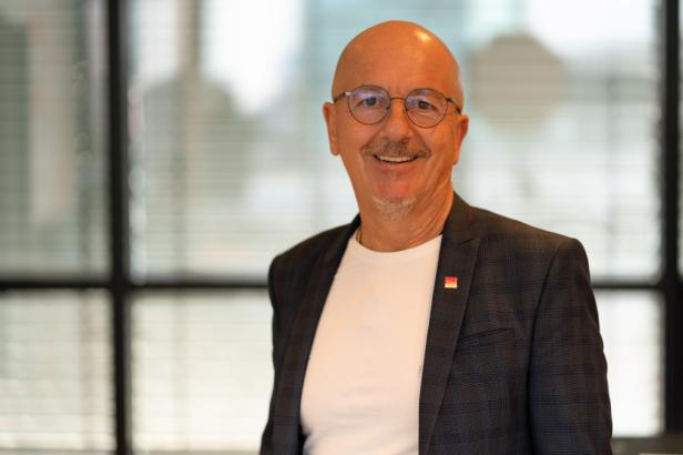 Porträt von KommR Andreas Schiefer Gremialobmann des Landesgremiums Wien der Tabaktrafikanten