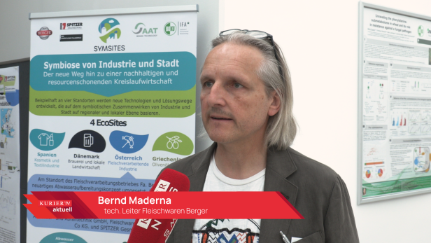 Ein Mann wird interviewt