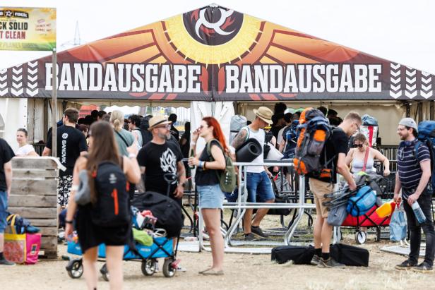NOVA ROCK 2025: BESUCHER / CAMPINGPLATZ NOVA ROCK 2025: BESUCHER / CAMPINGPLATZ