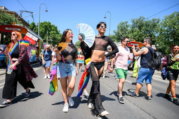 VIENNA PRIDE 2025 - REGENBOGENPARADE