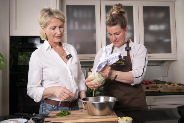 Martina Hohenlohe, Lisa Wachtler
