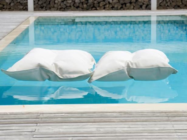 Poolkissen