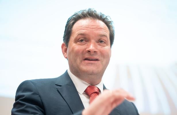 KLIMAKRISE: PG "ZWEITER KLIMA-SACHSTANDSBERICHT KLIMAWANDEL (AAR2)": TOTSCHNIG KLIMAKRISE: PG "ZWEITER KLIMA-SACHSTANDSBERICHT KLIMAWANDEL (AAR2)": TOTSCHNIG