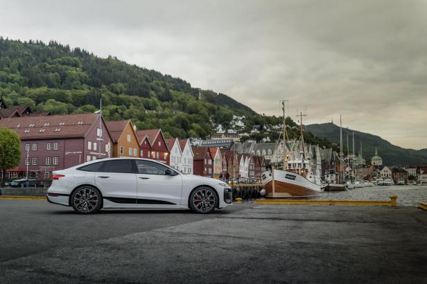 Audi Roadtrip 46-216231155