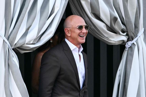 Jeff Bezos Jeff Bezos