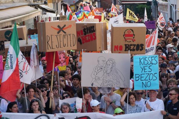 Protests against Bezos wedding in Venice