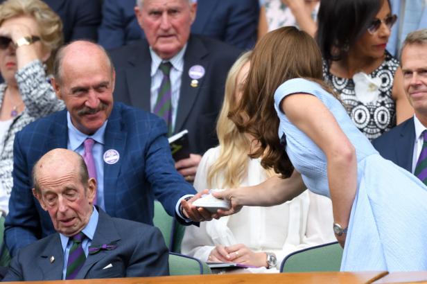 Stan Smith und Kate in Wimbledon (2019) Stan Smith und Kate in Wimbledon (2019)