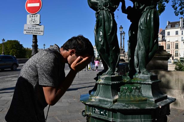 FRANCE-WEATHER-HEATWAVE