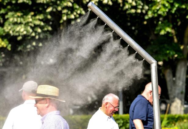 FRANCE-WEATHER-HEATWAVE