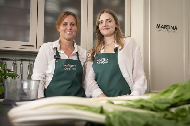 Doris Hopf, Natalie Girms