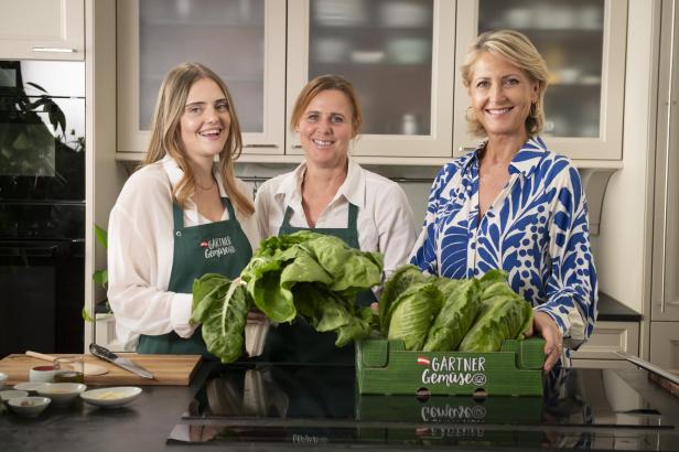 Natalie Girms, Doris Hopf, Martina Hohenlohe