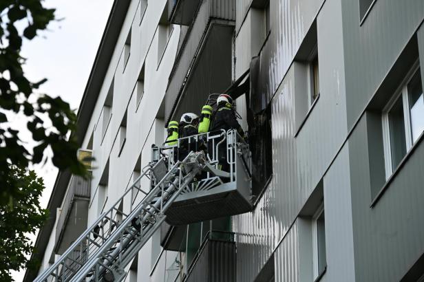 ++ HANDOUT ++ WIEN: BRAND IN MEIDLINGER HOCHHAUS ++ HANDOUT ++ WIEN: BRAND IN MEIDLINGER HOCHHAUS