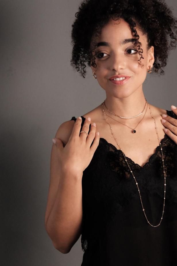 Safira Robens, Schmuck