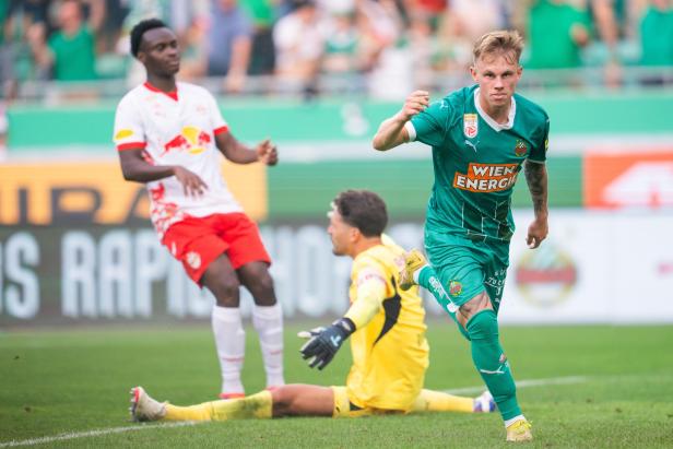 FUSSBALL: ADMIRAL BUNDESLIGA / 5. RUNDE: SK RAPID - RED BULL SALZBURG Abschied: Isak Jansson (r.) wird zum Rekordverkauf von Rapid